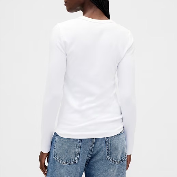 NWT Gap Modern Crewneck T-Shirt in Fresh White - Small - Picture 4 of 11